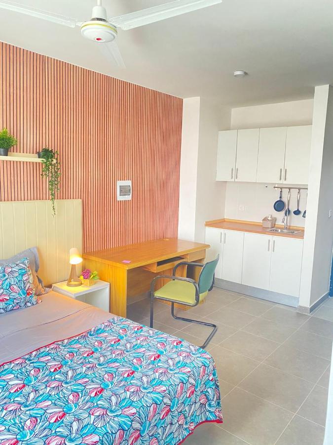 Quarto Nº7 Familia Veiga - Central Praia Bagian luar foto